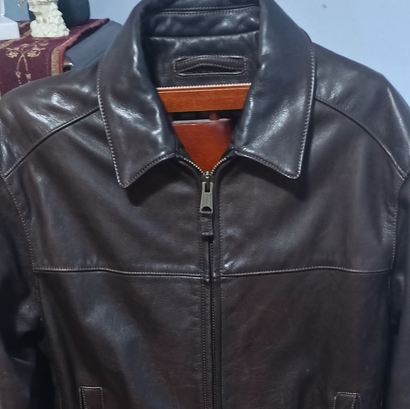 Men's Brown Leather Jacket - Picture 6 of 7